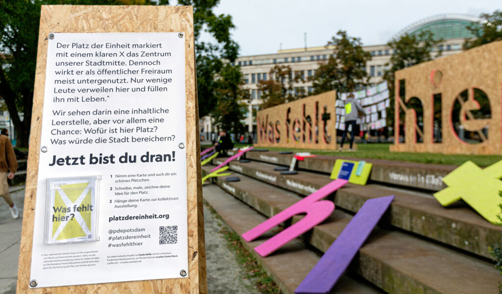 Platz der Einheit – Was fehlt hier?